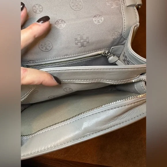 EUC Tory Burch Grey Crossbody Bag with Chain Strap. - Picture 6 of 16